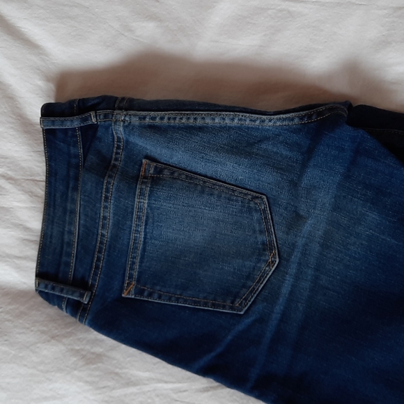 Gap sexy boot low-cut jeans, size 28 xl - Picture 3 of 3